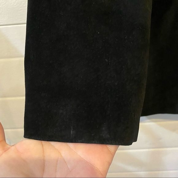 Danier Genuine Leather Suede Collared Zipper Black Jacket Size Plus small - Picture 2 of 7